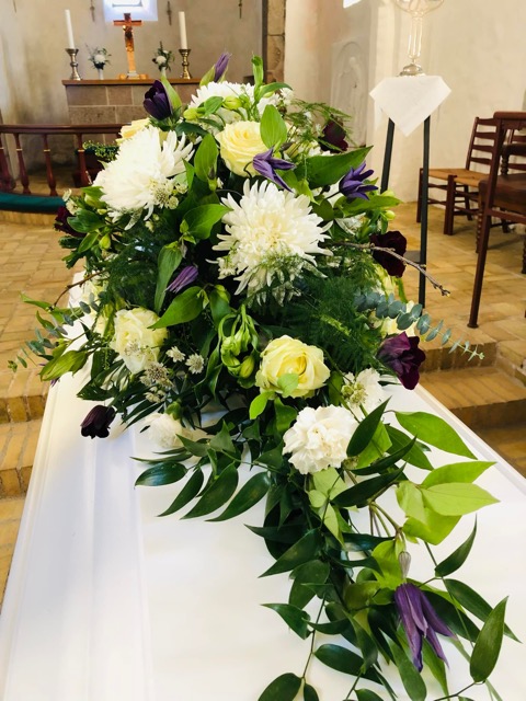 Kistepynt med clematis.jpg